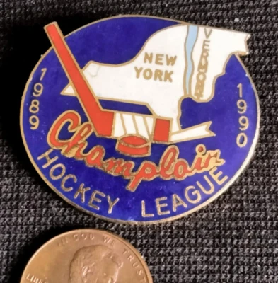 Prendedor Champlain Liga de Hockey sobre Hielo Estados de Nueva York y Vermont Temporada 1989-1990 Foto 1 de 2