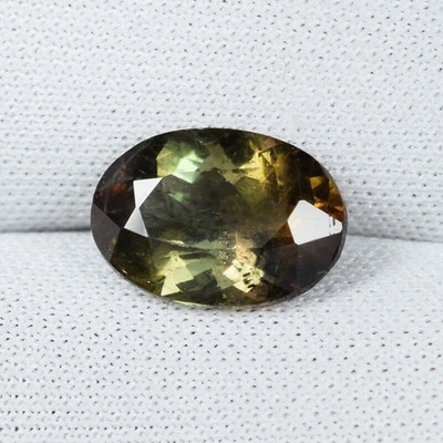 2.80 ct GFCO Certify NATURAL EARTH MINED AAA COLOR CHANGE AXINITE See VDO 3588 B - Image 1 of 3