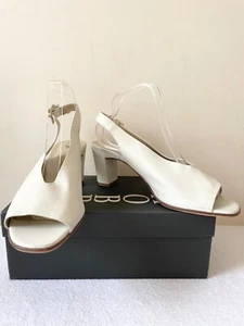 BRAND NEW HOBBS WHITE LEATHER  PEEPTOE SLINGBACK HEELS SIZE 9/42 - Picture 1 of 9