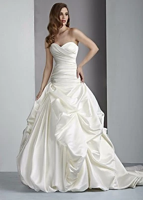 Gorgeous DaVinci Bridal Dress Model #50004 - Image 1 of 4