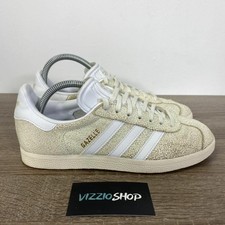 adidas gazelle taupe