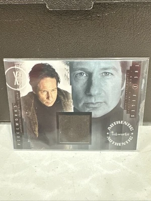 2008 Inkworks The X-Files: I Want To Believe David Duchovny Costume Card PW-1 - Image 1 of 4