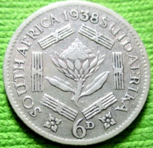 1938 SOUTH AFRICA SIX PENCE COIN - # 38/2/24 - Picture 1 of 3