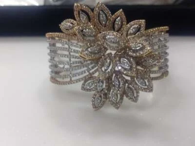 Encantador brazalete de circonitas cúbicas brillantes reales de 9,16 quilates con plata 925 de dos tonos Foto 1 de 4