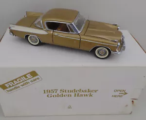 Danbury Mint 1957 Studebaker Golden Hawk 1/24 Diecast Car Gold w/Box - Picture 1 of 6