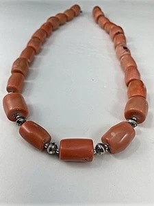 Collar de plata de ley de .925 ~ 14 mm x 20 mm con cuentas de barril de coral salmón 22" - Imagen 1 de 10
