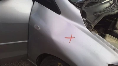 Marcador de luz de canto/parque lateral para-lama montado se encaixa 04-11 MAZDA 3 27260888 - Imagem 1 de 4