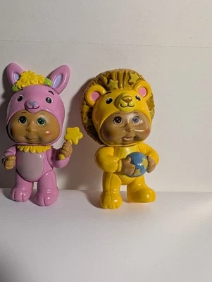 ТРУДНО НАЙТИ КАПУСТНАЯ НАШИВКА KIDS CUTIETOWN СЕРИЯ 1 * НАРЯД ЛЬВА И КРОЛИКА КРОЛИКА - Изображение 1 из 4