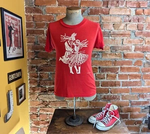 1980s Vintage MILWAUKEE, WISCONSIN Souvenir Red & White Screen Stars T-shirt - M - Picture 1 of 9