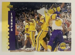 1993-94 NBA Upper Deck Los Angeles Lakers Team Card #222 - Picture 1 of 3