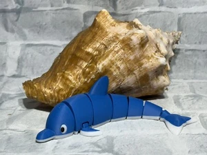 3D Gelenk Delfin Flexi Zappeln Spielzeug Mehrfarbig Anti-Angst Sensor Linderung - Bild 1 von 11