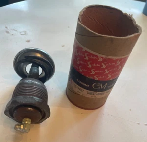 NOS GM 5677267 Upper Ball Joint - Picture 1 of 4