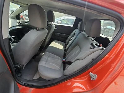 Conjunto de bomba y motor ABS usado se adapta a: Chevrolet Sonic 2012 montaje grado A Foto 1 de 4