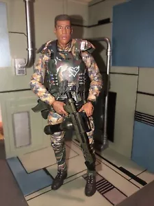 Figura Suelta NECA Aliens Private Ricco Frost Marine 7" Colonial Marine Nueva como Nueva - Imagen 1 de 7