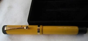 Vintage Parker Mandarin Yellow Junior Duofold Lucky Curve Fountain Pen - c 1927 - Picture 1 of 4