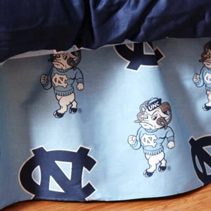 North Carolina Tar Heels Dust Ruffle - Picture 1 of 2