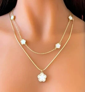 Elegante Collar Colgante Doble Capa Trébol Cuatro Hojas Brillante - Imagen 1 de 5