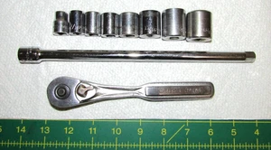 Craftsman 3/8" Drive SAE Socket Set 3/8 to 13/16" w/ Ratchet & Ext. -Lot 08-34 - Picture 1 of 4