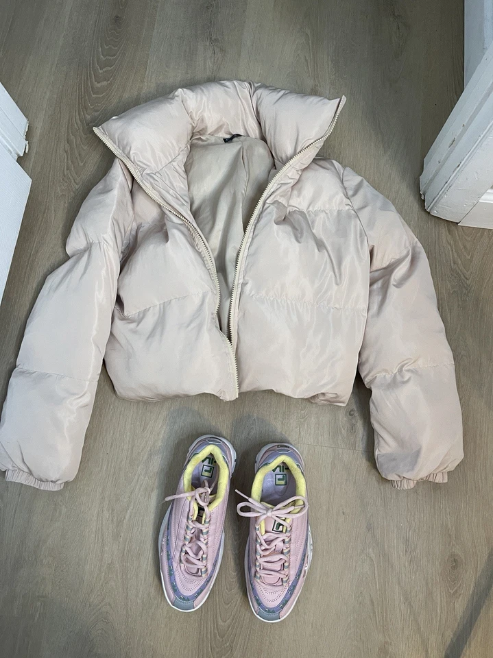 Chaqueta acolchada rosa con zapatillas Fila rosa para mujer talla 6 Foto 1 de 1