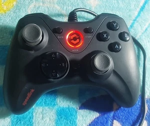 SPEEDLINK Xeox Pro Analog USB PC Gamepad Controller Schwarz (SL-6556-BK) Getestet - Bild 1 von 7