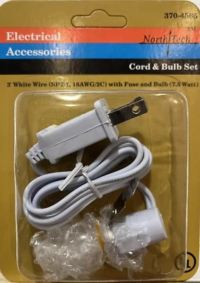 New C7 Replacement Light Cord for BLOW MOLD, 3', Socket & Bulb Outdoor W/Fuse - Image 1 of 3