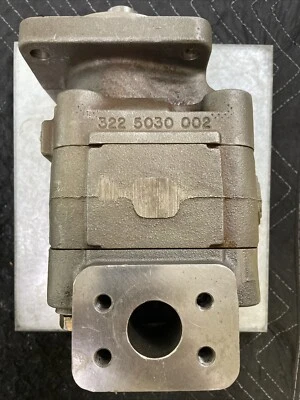 Насос гидравлический PARKER 3235030002 *СДЕЛАНО В США - Изображение 1 из 4