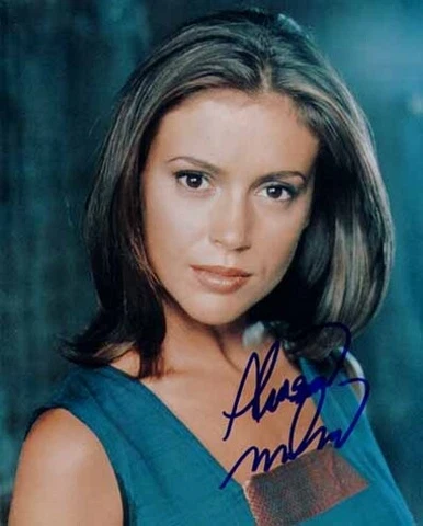 Alyssa Milano - Actress - Signed Photo - COA (7255) Cover