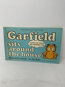 Garfield Sits Around the House Book Ballantine Books 1983  Jim Davis - Picture 1 of 5