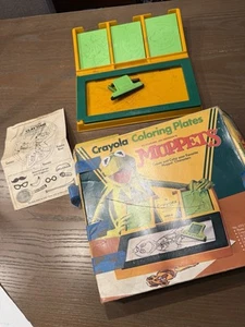 Vintage Crayola Coloring Plates Muppets Read Notes - Picture 1 of 2