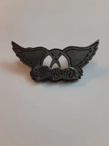 1989 AEROSMITH Pin PUMP Metal Pinback Clasp Vintage 80s Rock button Badge - Picture 1 of 2