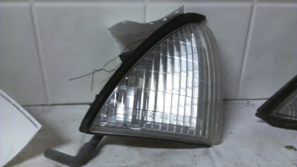 92 93 94 95 Oldsmobile Achieva Luz marcadora de señal de giro lateral del pasajero derecho OEM Foto 1 de 1