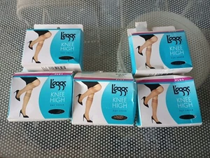 L'eggs Kniestrümpfe Day Sheer Übergröße 5 Boxen 15 Paar Off Black, Jet Black, Nude - Bild 1 von 3