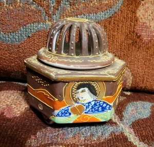 Quemador de incienso porcelana japonés de colección Moriage mujer - Imagen 1 de 6