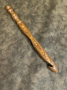 Hand carved Exotic Lacewood  WOOD  YARN  CROCHET HOOK  size P - Picture 1 of 2