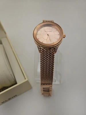 Reloj para mujer Anne Klein cristal cuarzo tono oro rosa AK/2208RGRG Foto 1 de 4