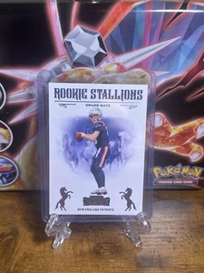 2024 Panini Contenders - Rookie Stallions Drake Maye #4 (RC) - Picture 1 of 2