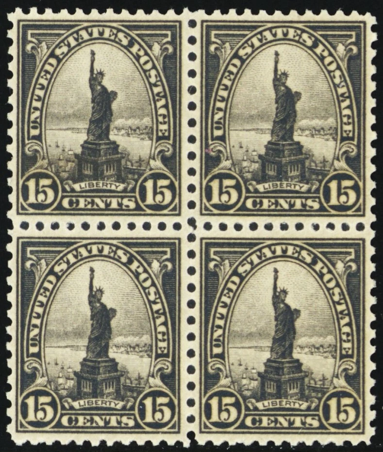 696, Mint VF NH 15¢ Statue of Liberty Block CV $48 - Stuart Katz - Image 1 of 1