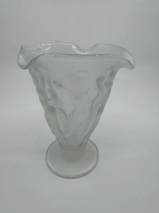 Vintage Martele Consolidated Glass Dancing Nymph Satin Crimped Art Deco Vase - Picture 1 of 8
