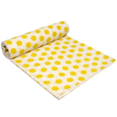 Colcha reversible de lunares amarillos hechos a mano kantha de algodón indio tamaño queen Foto 1 de 4
