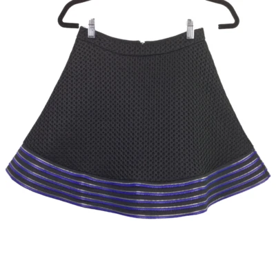 Falda patinadora negra forrada en línea A estructurada con acento de cremallera rosa sin fin para mujer S  Foto 1 de 4