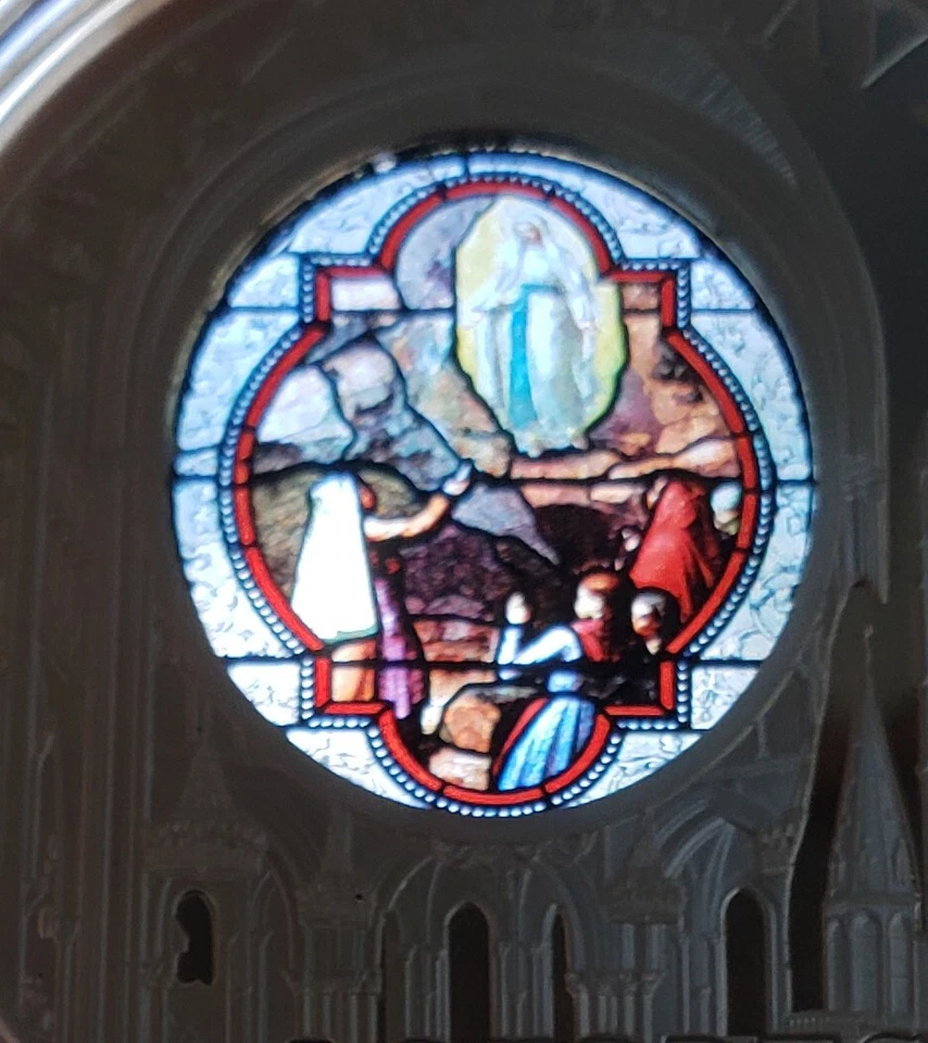 2013 $10 COOK ISLANDS WINDOWS OF HEAVEN LOURDES UPPER BASILICA SILVER COIN - Image 1 of 4