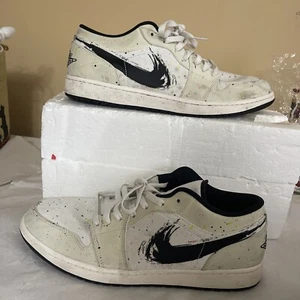 Air Jordan 1 Low Brushstroke Swoosh - Paint Splatter DM3528 100 Size 13 - Picture 1 of 13