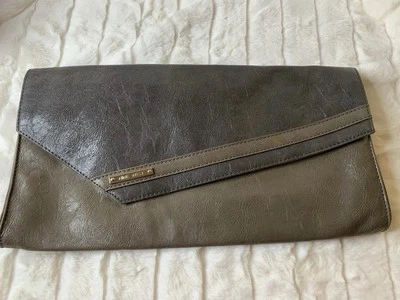 Bolso de Mano Nine West Gran Tamaño Verde Oliva Chocolate Marrón Y2K Bin H  Foto 1 de 4