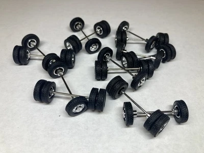 Lote de ruedas de camión doble Greenlight llantas neumáticos ejes para 1/64 Diecast Customs! Foto 1 de 4
