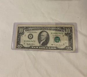 1995 $10 Ten Dollar Bill Federal Reserve Note US Vintage Currency Circulated - Picture 1 of 2