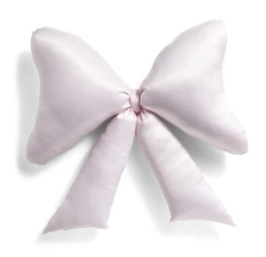 Truly Lou Satin Kokette Schleife Kissenform Viral Tik Tok 24x25 Zoll NEU - Bild 1 von 1