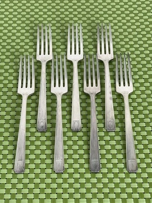 Oneida Community NOBLESSE Silverplate 7 Dinner Forks 1930 Art Deco - 7 5/8" - Image 1 of 4