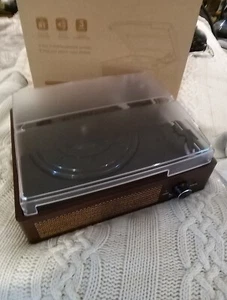Record Player w/bulit-in Speakers Model M49A, ! Original Box. - Picture 1 of 8