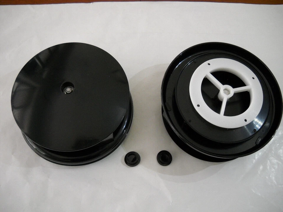 2 x Black ROTARY ROOF air vents -Whirly,Trailer,Horsefloat,Canopy - image 1 of 4