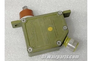HND-RNE-12, 619125-3, Nuevo Micro Interruptor Interruptor de Límite de Avión - Imagen 1 de 2